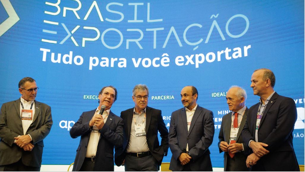 Plataforma Brasil Exportação foi lançada no Web Summit em Portugal