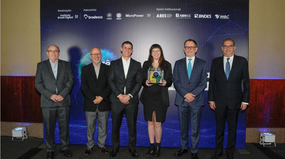 ABES é reconhecida como “Referência Nacional” no Prêmio Brasil Digital 2022/2023