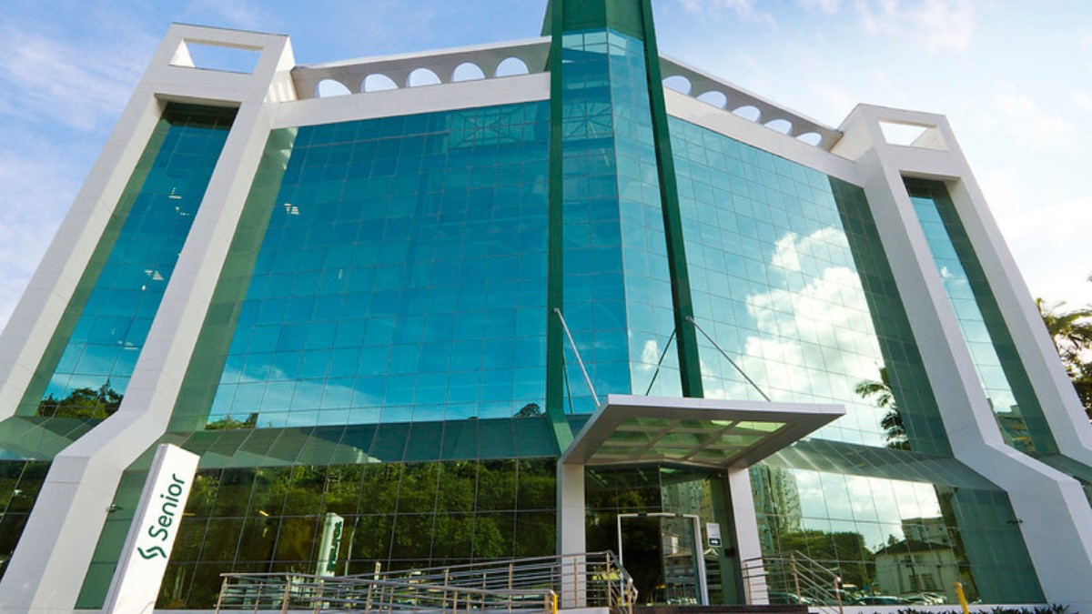 Crescimento do mercado de tecnologia impulsiona empresas na formação de profissionais: conheça o case da Senior Sistemas